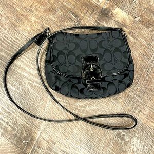 Coach purse, crossbody, black